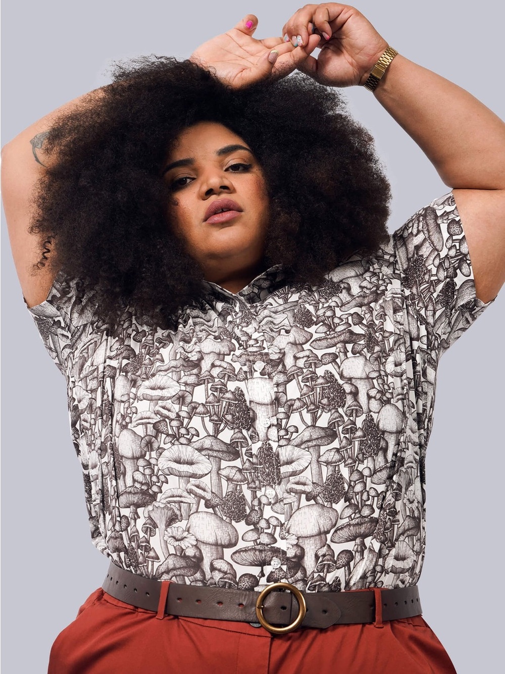 WILDFANG essential button down / short sleeve mushroom print shirt / size 4X
